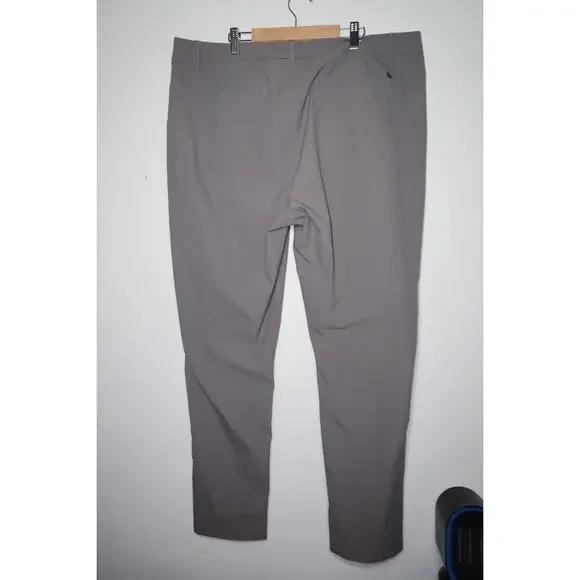 UNTUCKit Traveler Tech Pants 38x32 Gray Slim Fit Gorpcore Athleisure